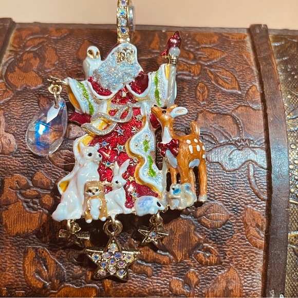 SALE!!! RARE SignedKirk’s Folly Santa & Forest Animals Necklace Enhancer! - Picture 7 of 11